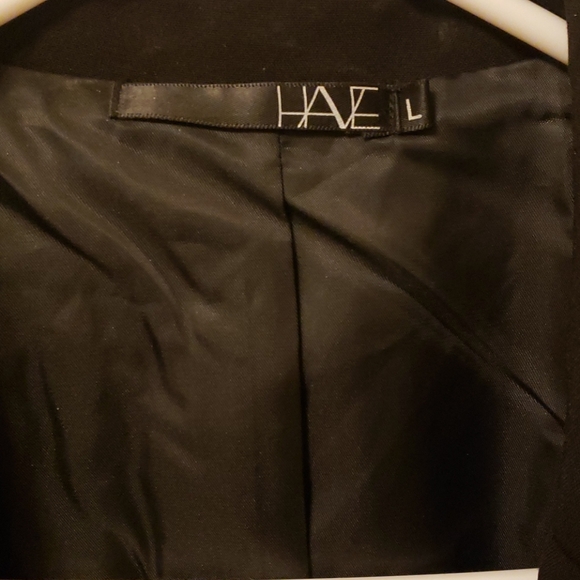 Have jacket/blazer - Picture 3 of 4